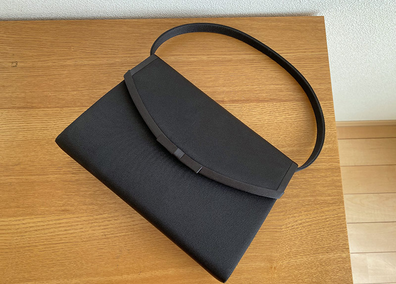 フォーマルバッグ