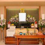 通夜と告別式はどちらに参列すべき？マナーも解説