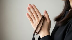 葬儀と法事の違いとは？法要との関係や流れを解説